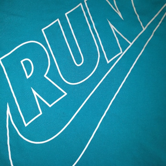 Nike dri fit tshirt - Picture 4 of 5